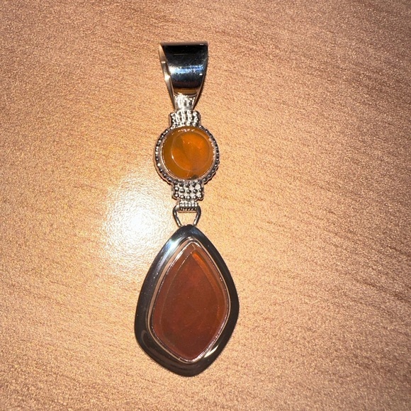 Amber and Sterling silver beaded necklace with matching pendant by Jay King - Picture 6 of 12